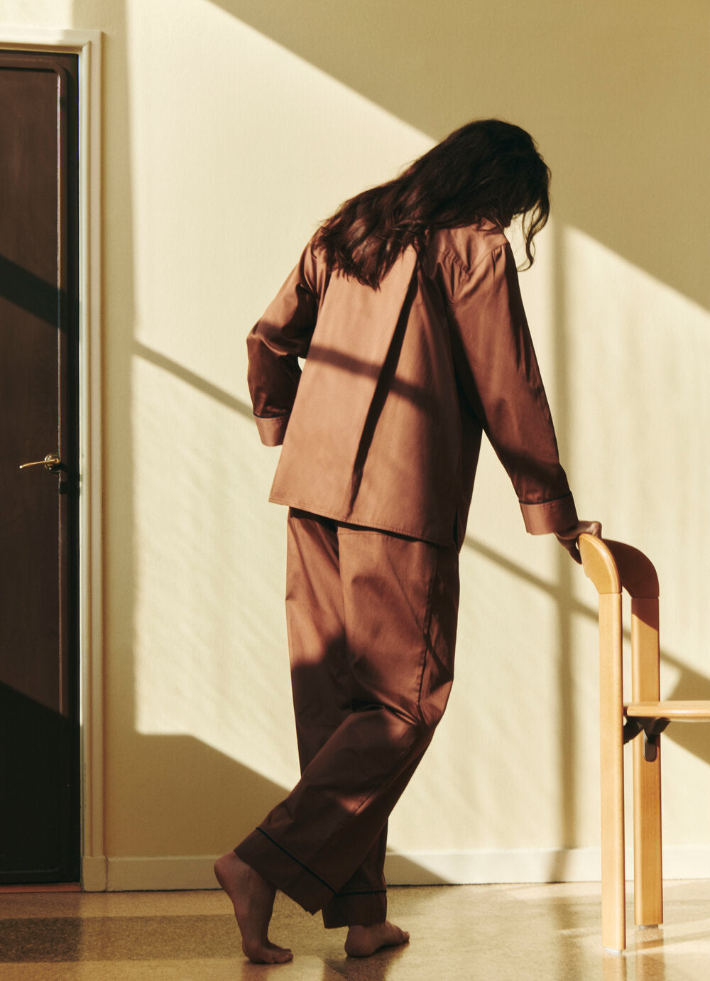 Outline natbukser - Milk chocolate